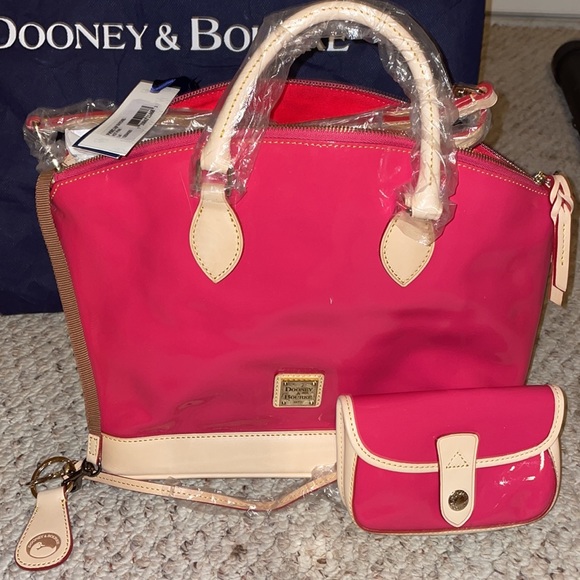 Dooney & Bourke purse. - Picture 3 of 14